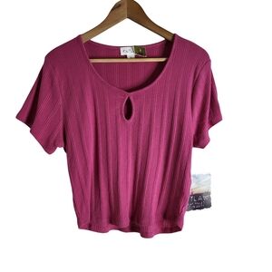 Elegant Fuchsia Ribbed Short Sleeve Top